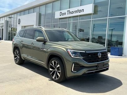 Used 2025 Volkswagen Atlas SEL Premium R-Line