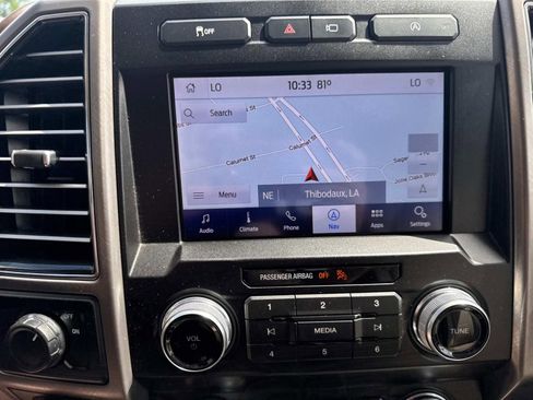 Used 2020 Ford F150 Limited w/ Trailer Tow Package image 24