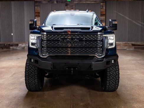 Used 2021 GMC Sierra 2500 Denali w/ Denali Ultimate Package image 2