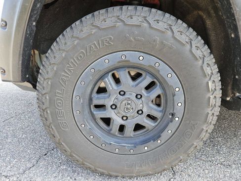 Used 2014 Jeep Grand Cherokee Limited w/ Luxury Group II image 23