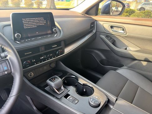 Certified 2023 Nissan Rogue SV w/ SV Premium B Package image 21