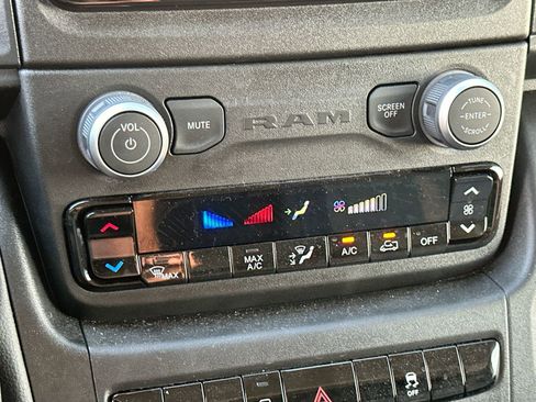 Used 2025 RAM ProMaster 2500 image 17