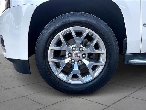 Used 2018 GMC Yukon XL SLT w/ Open Road Package image 11