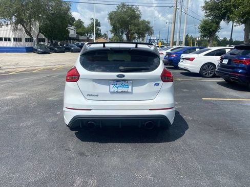 Used 2017 Ford Focus RS AWD/4WD image 4