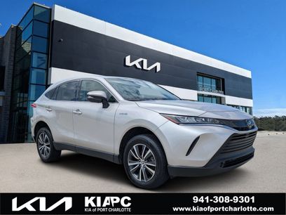Used 2021 Toyota Venza LE w/ Carpet Mat Package (TMS)