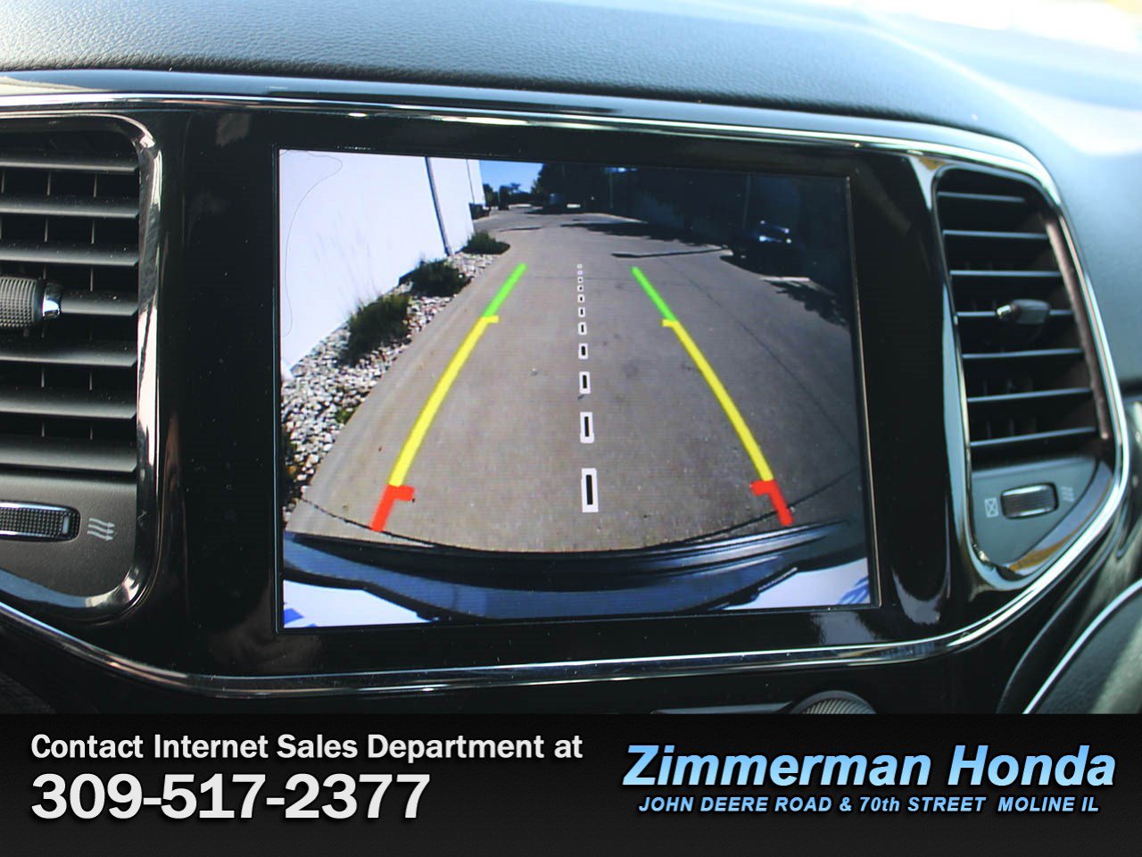 Used 2021 Jeep Grand Cherokee Trailhawk w/ Trailhawk Luxury Group AWD/4WD image 22