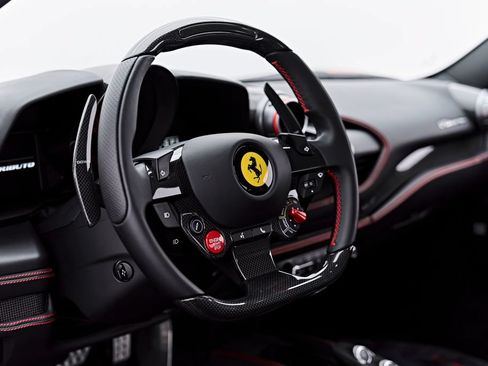 Used 2020 Ferrari F8 Tributo RWD image 57