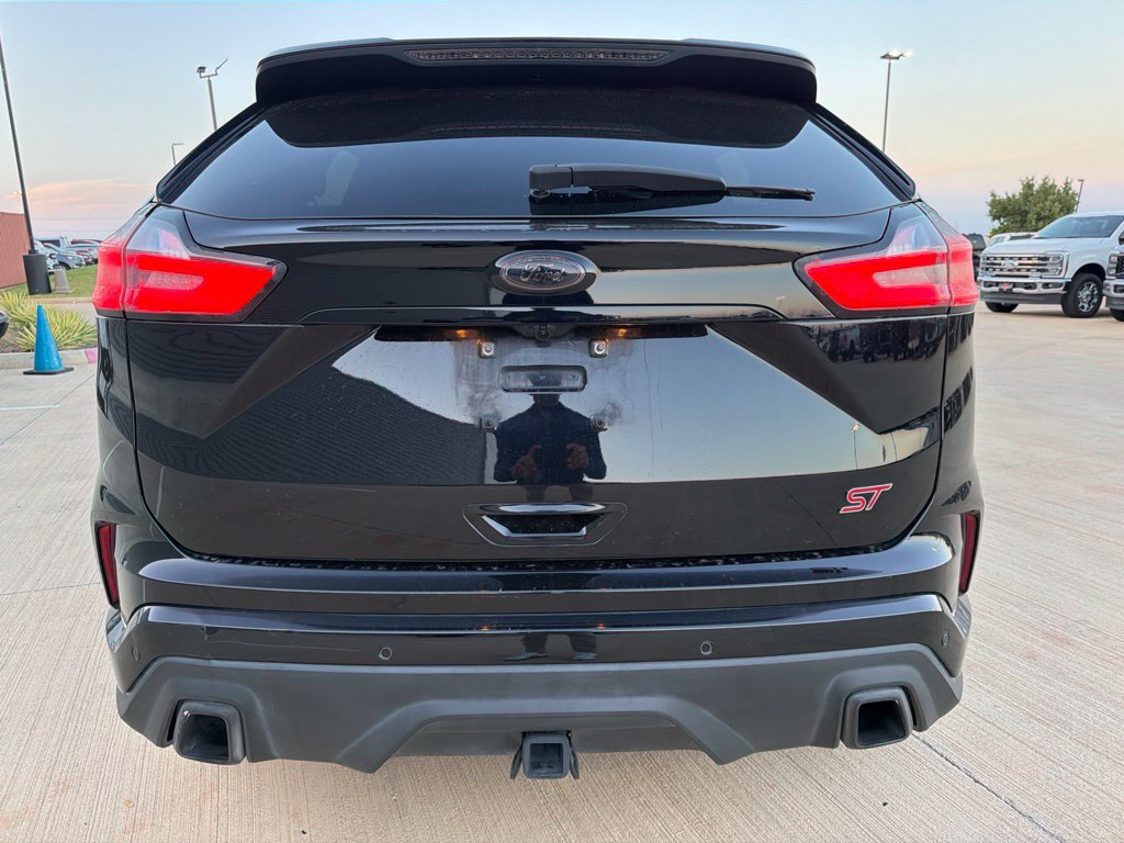 Used 2020 Ford Edge ST w/ Equipment Group 401A AWD/4WD image 4