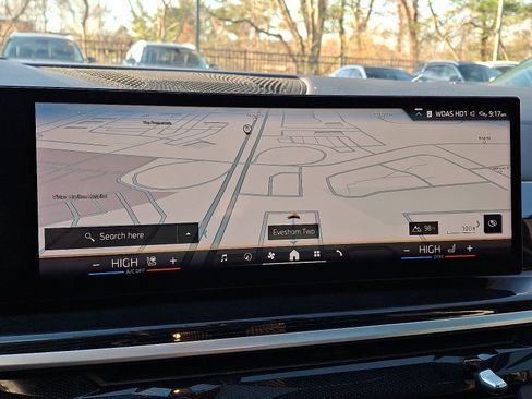 Used 2024 BMW X6 xDrive40i w/ Premium Package image 24