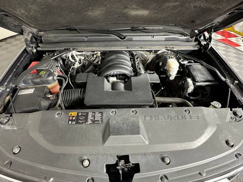 Used 2016 Chevrolet Tahoe LTZ AWD/4WD image 13
