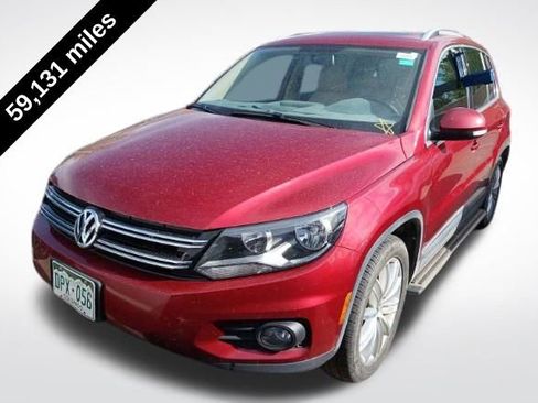 Used 2015 Volkswagen Tiguan SE image 3