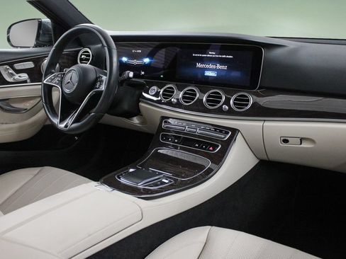 Used 2023 Mercedes-Benz E 350 4MATIC Sedan image 21