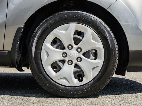 Used 2015 Kia Soul image 14