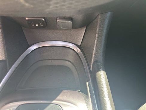 Used 2018 Chevrolet Malibu LT w/ Sport Package FWD image 25