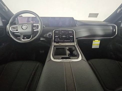 New 2026 Nissan Armada SL w/ Captain's Chari Seat Package image 7