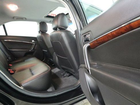 Used 2012 Lincoln MKZ FWD image 11