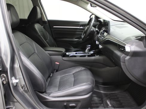 Used 2023 Nissan Altima 2.5 SL image 32