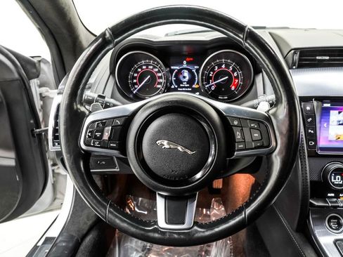 Used 2018 Jaguar F-TYPE R-Dynamic RWD image 20