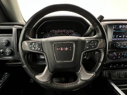 Used 2018 GMC Sierra 1500 SLT AWD/4WD image 23