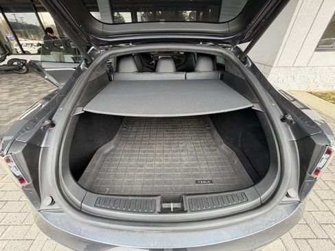 Used 2015 Tesla Model S 90D image 16