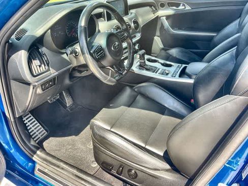 Used 2020 Kia Stinger GT RWD image 3