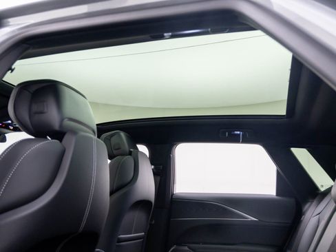 New 2026 Cadillac Lyriq Luxury RWD image 19