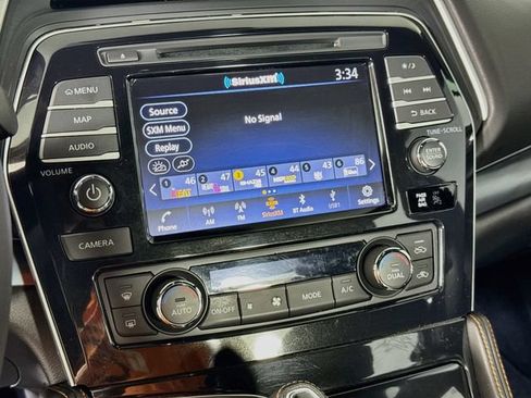 Used 2023 Nissan Maxima SR w/ Sport Mat Group FWD image 19
