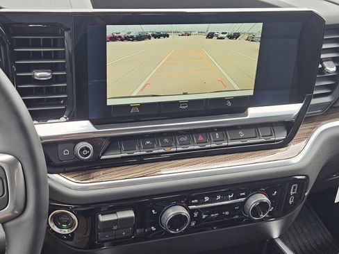 New 2026 Chevrolet Silverado 1500 LT Trail Boss w/ Convenience Package II image 22