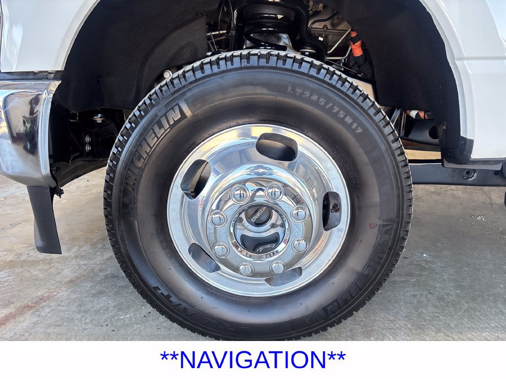 Used 2026 Ford F350 Lariat w/ Chrome Package AWD/4WD image 11