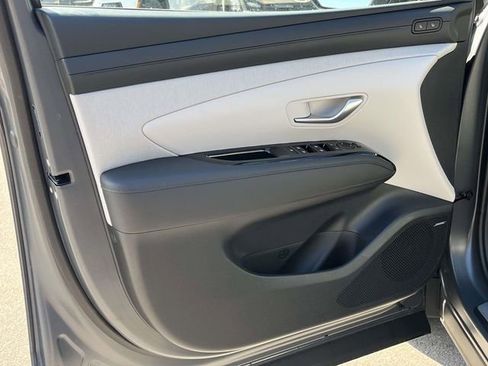New 2026 Hyundai Tucson Limited FWD image 12