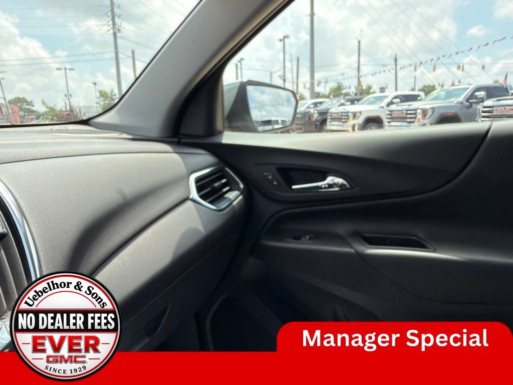 Used 2024 Chevrolet Equinox LT w/ LPO, Floor Liner Package FWD image 33