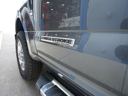 Used 2022 Ford F350 Lariat w/ Lariat Ultimate Package AWD/4WD image 35