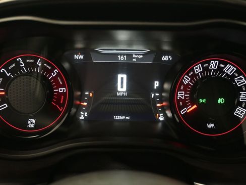 Used 2017 Dodge Challenger SXT w/ Blacktop Package RWD image 13
