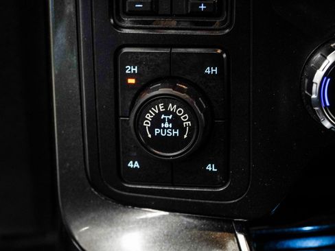 Used 2021 Ford F150 Lariat image 22