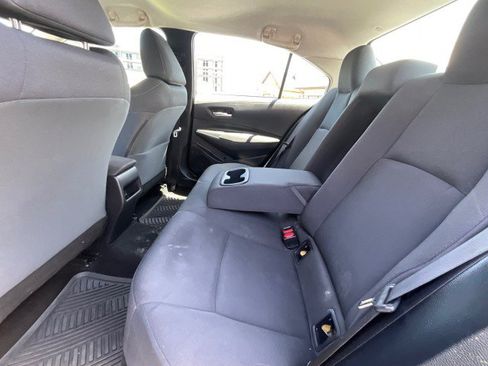 Used 2021 Toyota Corolla LE FWD image 23