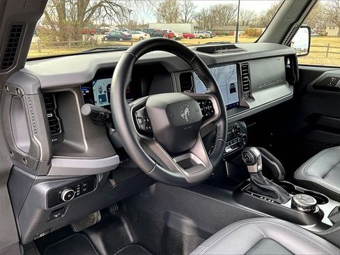 Used 2024 Ford Bronco Big Bend image 12