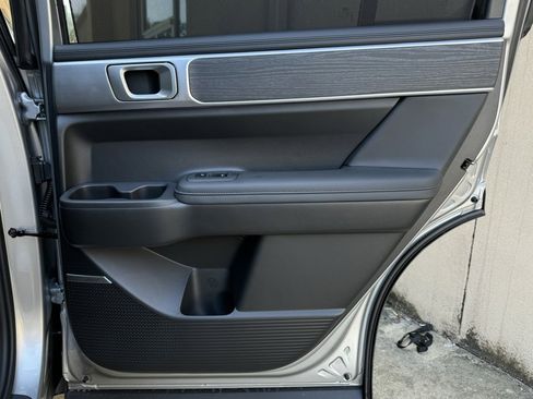 New 2025 Hyundai Santa Fe Limited image 24