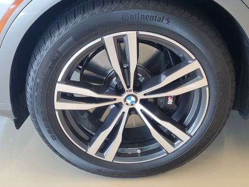Used 2026 BMW X7 xDrive40i AWD/4WD image 6