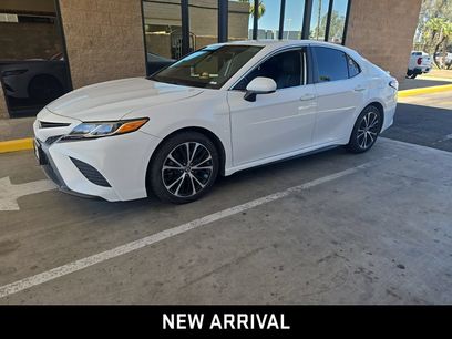 Used 2019 Toyota Camry SE w/ Accessory Appearance Package