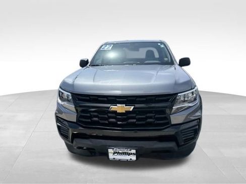 Used 2022 Chevrolet Colorado W/T RWD image 2