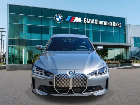 New 2026 BMW i4 eDrive40 w/ Premium Package RWD image 2