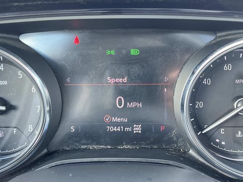 Used 2020 Buick Encore GX Essence w/ Experience Buick Package AWD/4WD image 19