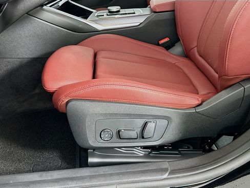 Used 2026 BMW 330i Sedan w/ Premium Package RWD image 21