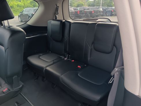 Used 2018 Nissan Armada SL w/ Moonroof Package AWD/4WD image 10
