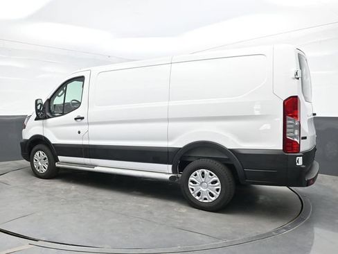 Used 2025 Ford Transit 250 Low Roof w/ Exterior Upgrade Package RWD image 4