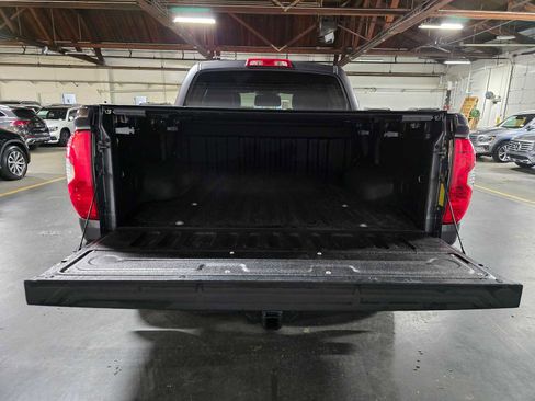 Used 2019 Toyota Tundra Platinum AWD/4WD image 16