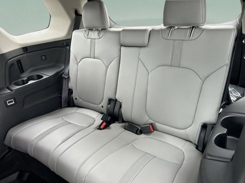 Used 2024 Honda Pilot EX-L image 19