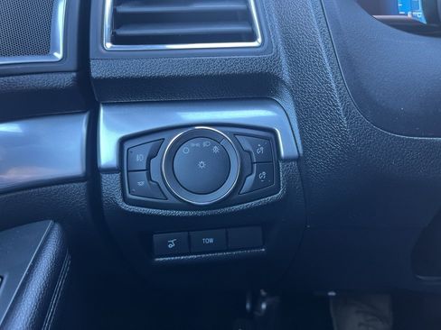 Used 2018 Ford Explorer Sport image 31