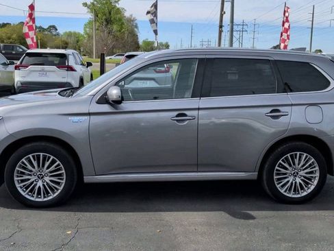 Used 2022 Mitsubishi Outlander SEL image 5