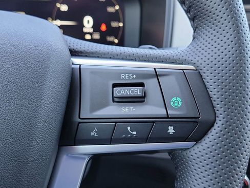 New 2025 Mitsubishi Outlander SE image 15